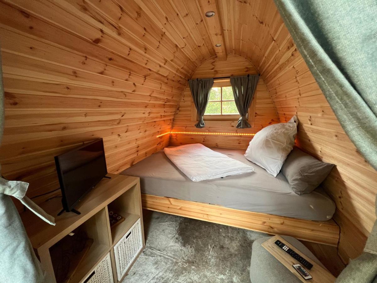 Ferienhaus Im Wald Borkwalde Luaran gambar